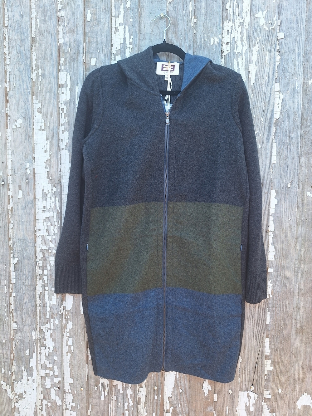 Etcetera Charcoal Hooded Zip Coat with Olive Navy Panels Wool Size Medium NWT